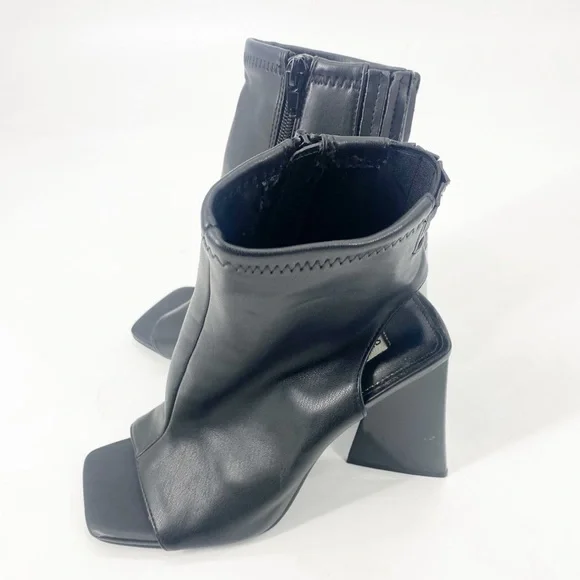 Steve Madden Transfer Peep Toe Bootie Sz 8.5 - Picture 6 of 7
